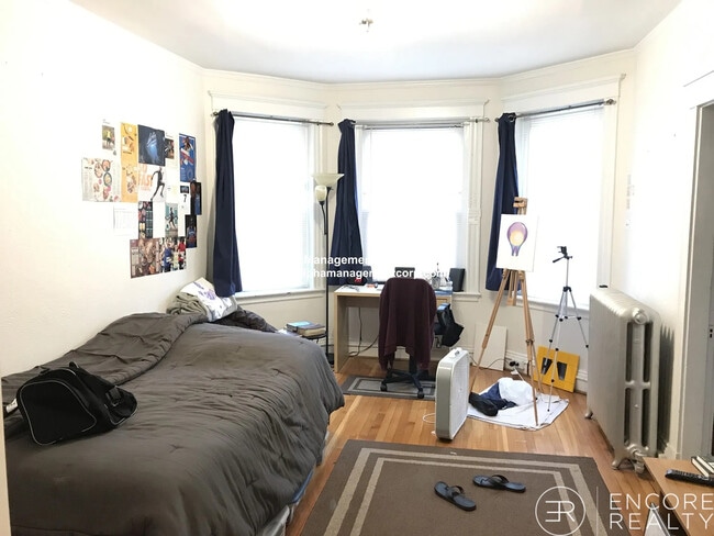 17-19 Washington St S unit 402, Malden, MA 02148 - photo 3