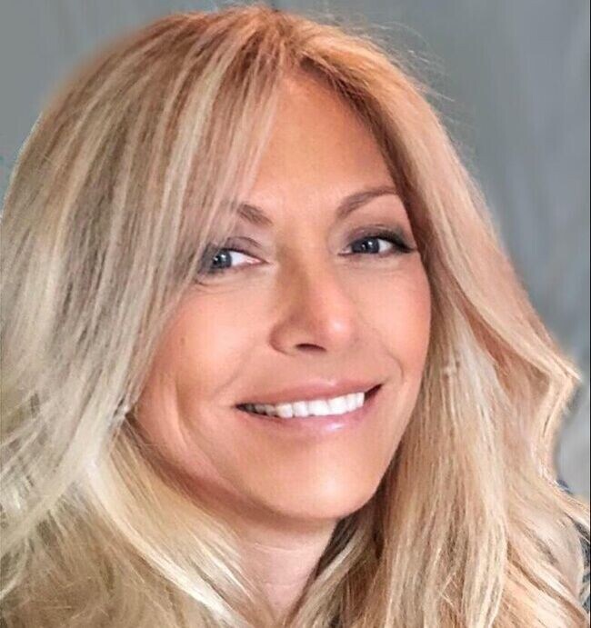 Christine Lynn