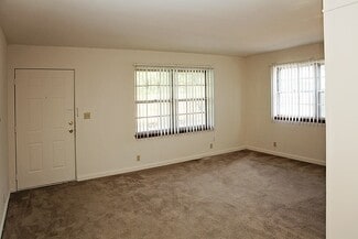 1333 Elm St, Springfield, MO 65802