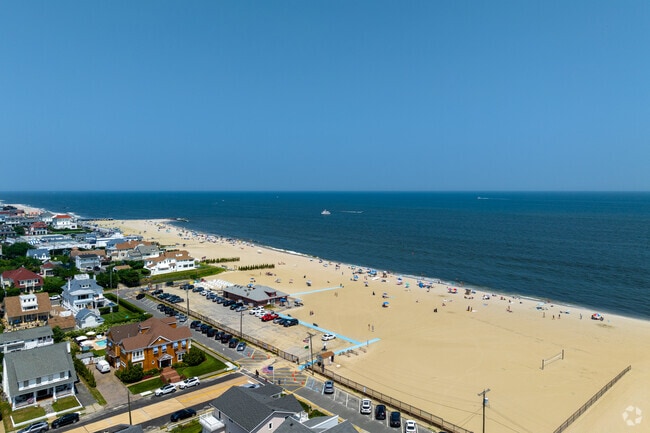 The beach in Loch Arbour is one of the quietest in New Jersey.