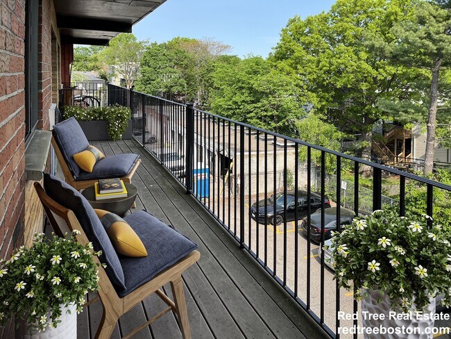 880 E 4th St unit 3, Boston, MA 02127 - photo 7