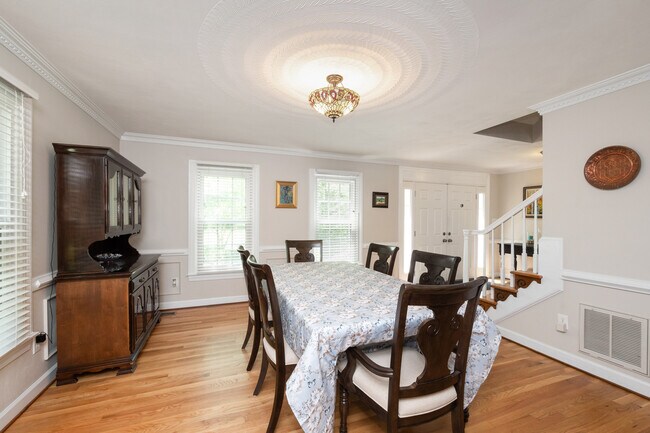 338 W Olney Rd unit All, Norfolk, VA 23507 - photo 7