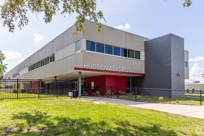 Hudson Academy school offers programs for digital design, veterinary technology and agricultural science.