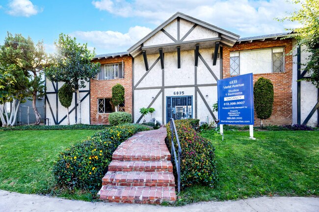 Variel Villas, Canoga Park, CA 91303 - photo 5