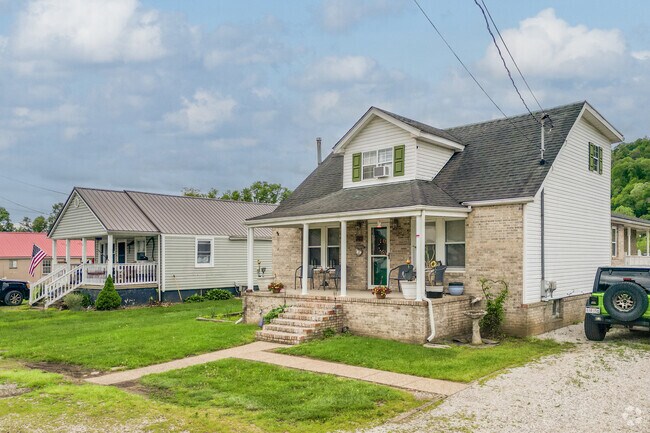 Older cottages are a popular style of housing in Hometown.