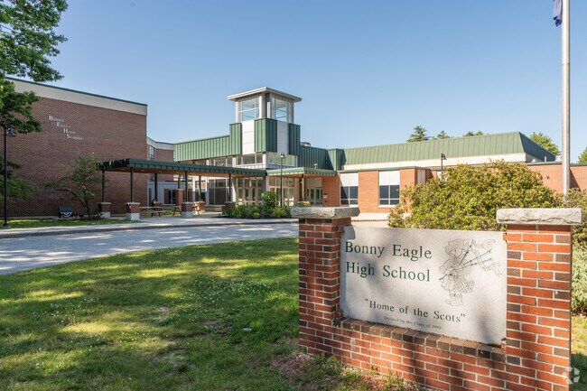 Main entrance sign at Bonney Eagle High School.