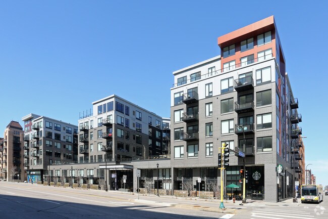 Maverick, Minneapolis, MN 55401 - photo 2