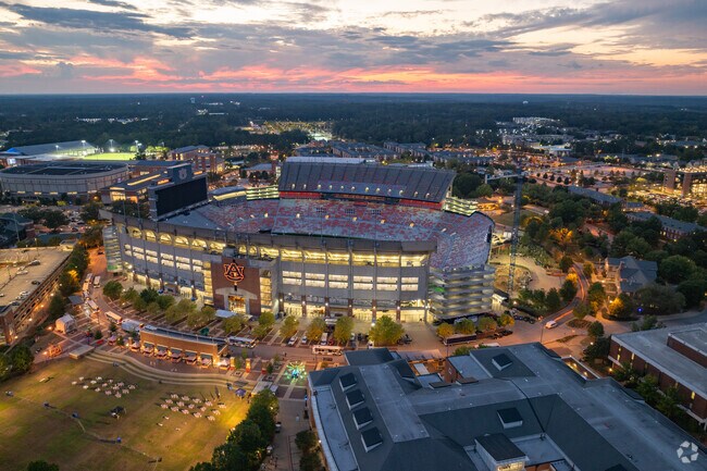 Living in Cotswold makes it so easy to arrive home after a crazy Auburn Tigers football game.