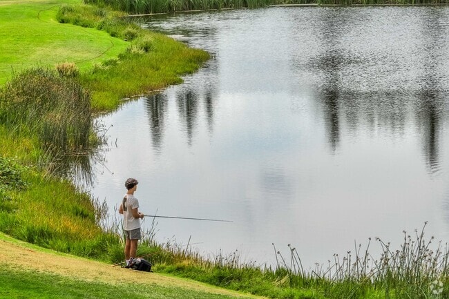 It's common to see people fishing in ponds in Rogue Valley.