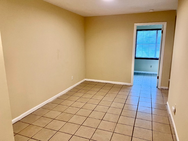 115 Issac Dr unit 115 B Issac Drive, Tupelo, MS 38801 - photo 6