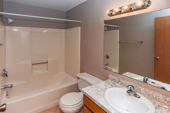 Ninth Circle Apartments, Fargo, ND 58103 - photo 5