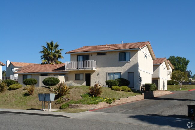 East Crest Apartments, Vista, CA 92084 - photo 4