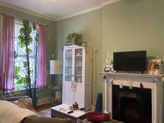2611 W Grace St Unit 3, Richmond, VA 23220