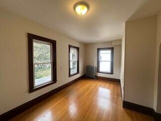 72 Thurston St, Somerville, MA 02145