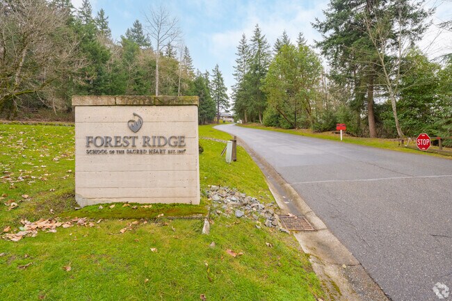 Forest Ridge School of the Sacred Heart in Bellevue, WA is a top private middle and high school for girls in the Seattle area.