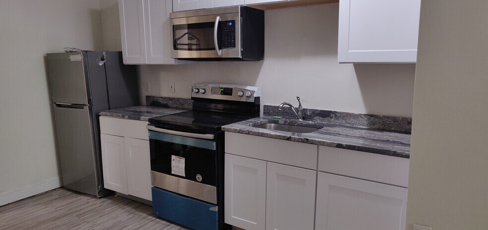 Elkins Park House unit 107A, Elkins Park, PA 19027 - photo 1