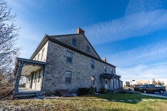 2200 Strickler Rd, Manheim, PA 17545