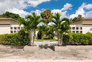 21-33 E 7th St, Hialeah, FL 33010