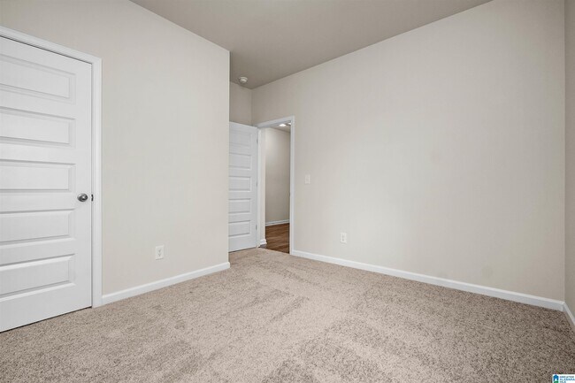 5477 Headwinds Ln, Bessemer, AL 35022 - photo 6