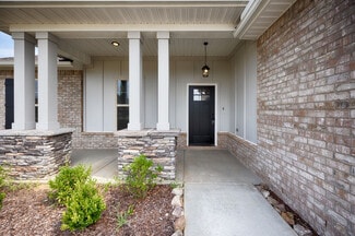 24069 Quints Dr, Athens, AL 35613