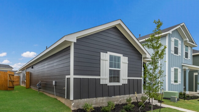 313 El Seibo Ln, Bastrop, TX 78602 - photo 3