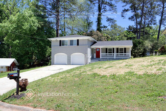 2416 Tiffany Cir, Decatur, GA 30035