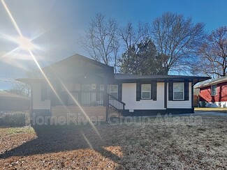 809 Northview Dr, Forest Park, GA 30297
