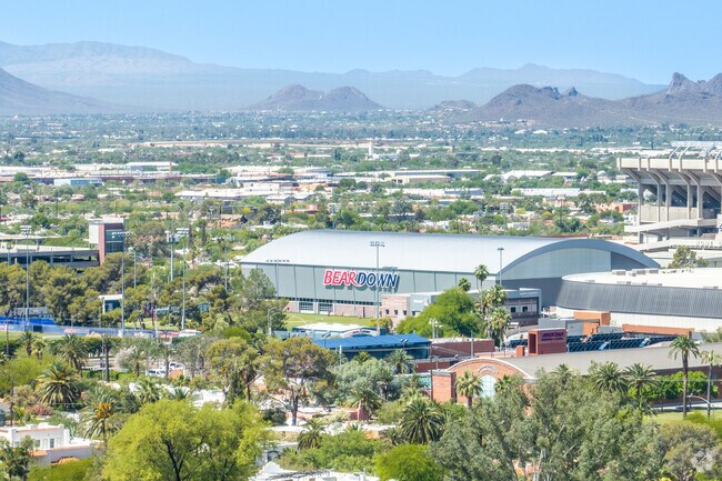 UArizona is home to many sports teams and is walkable from Blenman-Elm.