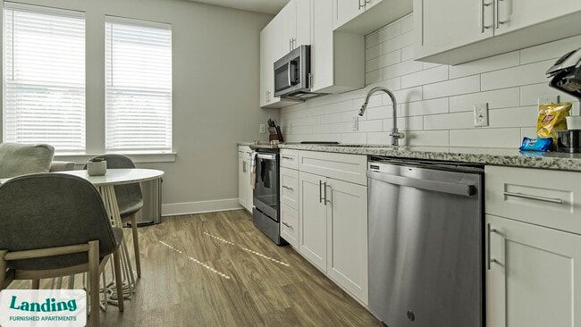 3005 Chestnut Grv Ln unit 6308, Matthews, NC 28105 - photo 4