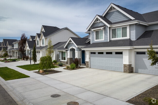 Rows of spacious two-story homes in Southwest Meridian.