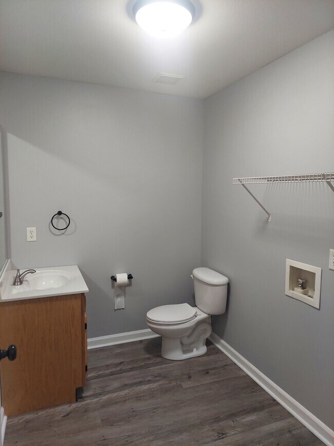 Half Bath/Washer Dryer hookup