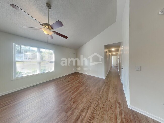 120 Clear Water Dr, Smithfield, NC 27577 - photo 6