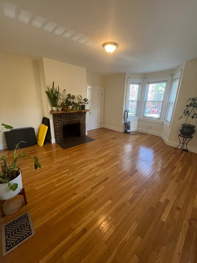 11 Irving St, Watertown, MA 02472 - photo 5