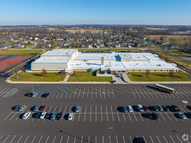 Bluffton Harrison Middle School serves students grades 5-8.