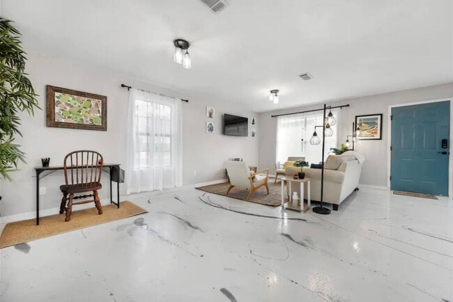 2001 N 61st Ave unit ID1354817P, Pensacola, FL 32506 - photo 3