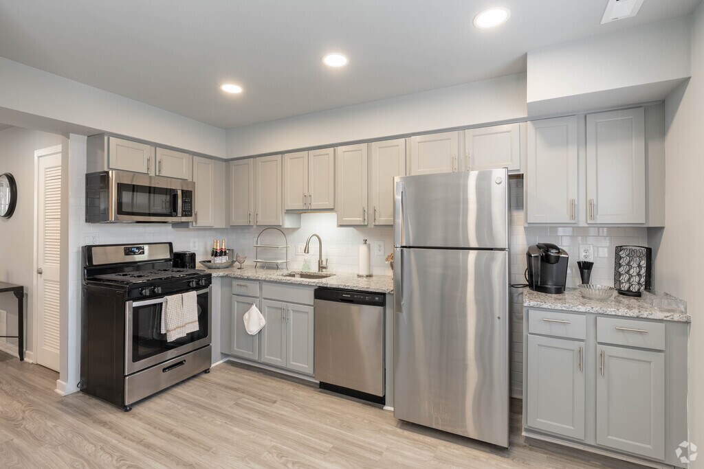 Jamestowne Apartments 5364 Jamestowne Ct, Baltimore, MD