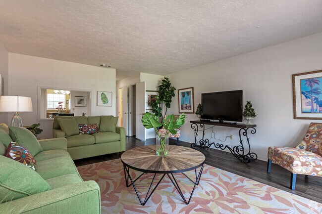 Lake Carlton Arms, Lutz, FL 33558 - photo 2