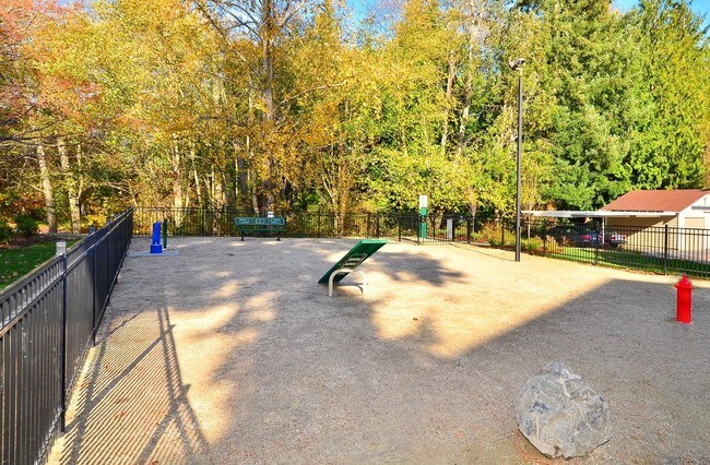 Bay Court at Harbour Pointe, Mukilteo, WA 98275 - photo 4