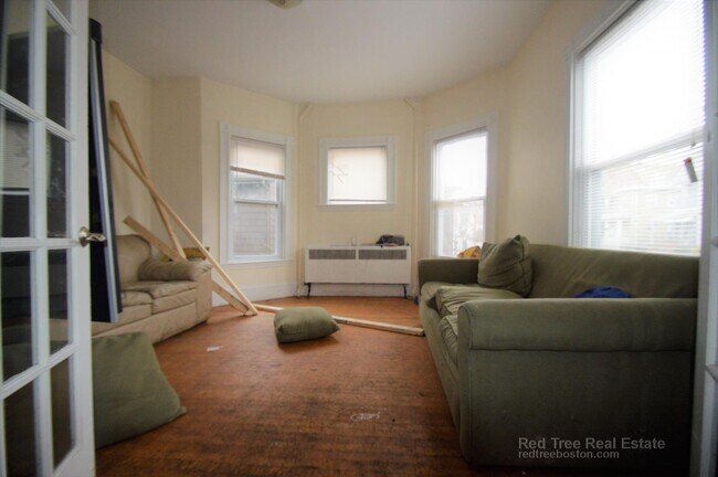 39 Pratt St, Allston, MA 02134 - photo 3
