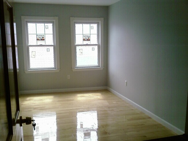 1706 Commonwealth Ave unit 3, Brighton, MA 02135 - photo 4