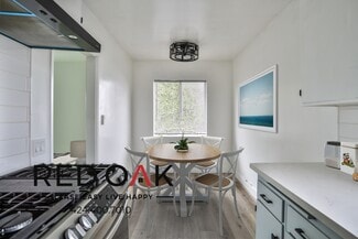 8514 Sherwood Dr Unit 12, West Hollywood, CA 90069