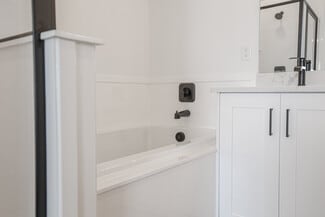792 E 1100 S Unit 37428670, Hyrum, UT 84319