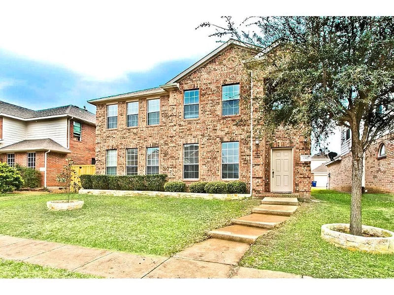 1302 Grapevine Dr, Allen, TX 75002 - photo 1