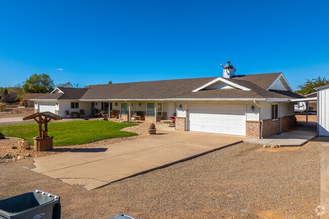Ranch-style homes are some of the most popular types of homes found in Diamond Valley.