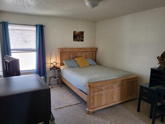 4747 Spanish Sun Ave NE, Albuquerque, NM 87110