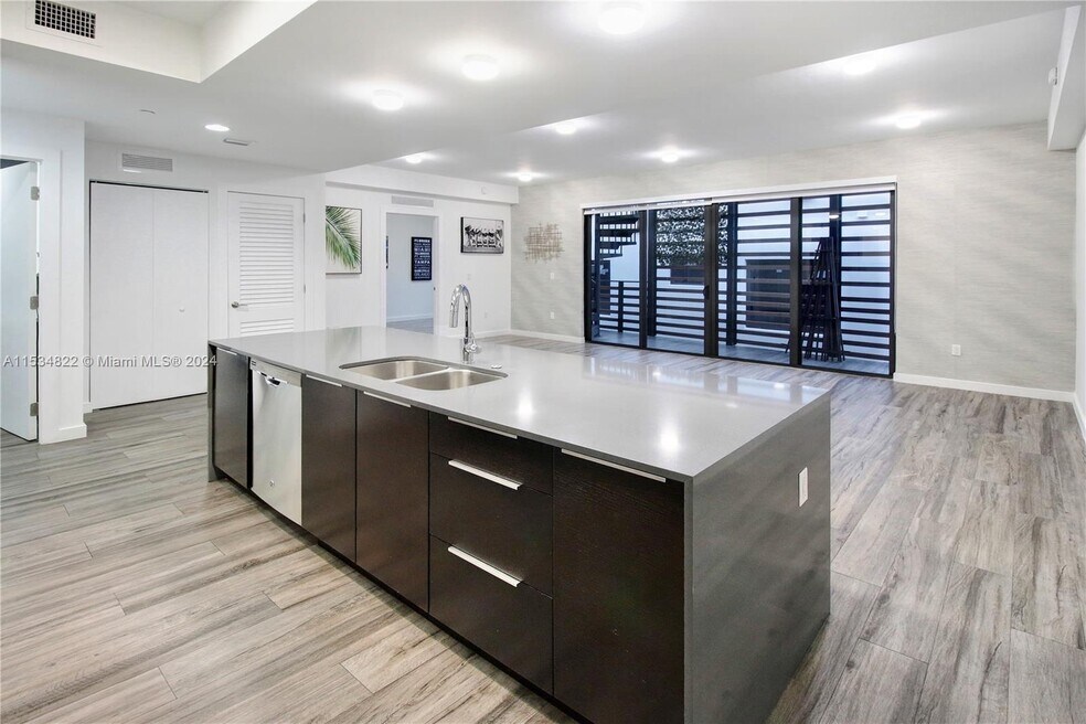 2955 Bird Ave unit PH B, Miami, FL 33133 - photo 1