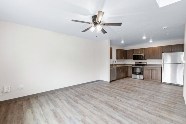 352 Deschane Ave unit 8, Crivitz, WI 54114 - photo 6