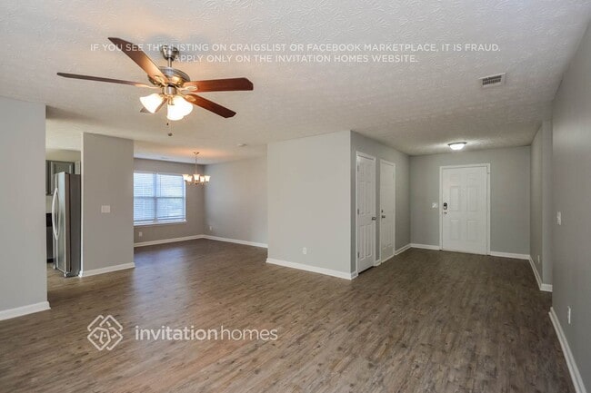 423 Crested View Dr, Loganville, GA 30052 - photo 3