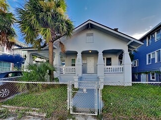 115 S Grandview Ave, Daytona Beach, FL 32118