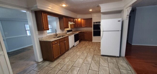 816 N Commerce Ave, Front Royal, VA 22630 - photo 5